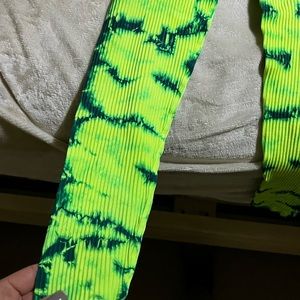 Bombshell sportswear seamless (neon yellow and dark green)